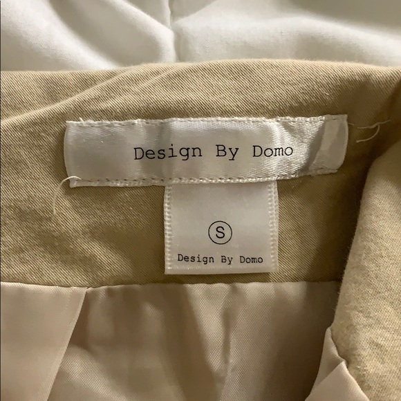 Tan Mini Skirt from 2000’s. - Picture 3 of 3